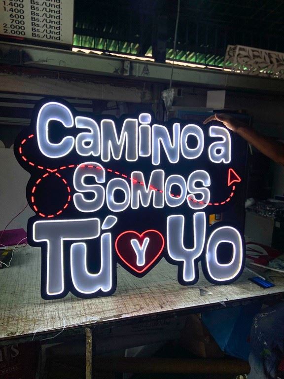 Neón flex y letreros LED